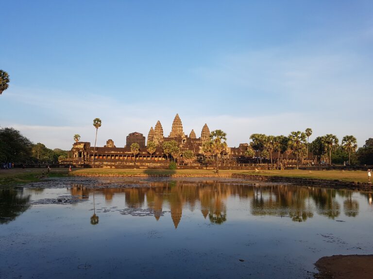 곧 닫기 전에 가봐야 할 곳, 캄보디아 앙코르왓!